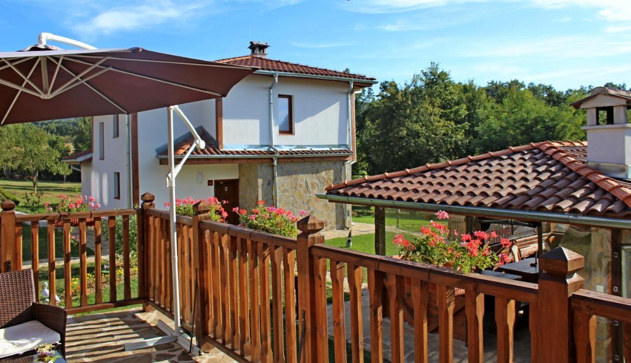 Hotel Sinjirite Complex Elena Esterno foto